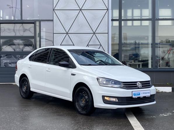 Volkswagen Polo V Рестайлинг с пробегом 2017 года, цена 1 019 000 рублей, 143944 км, седан, Автокод Объявления