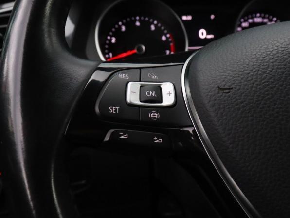 Volkswagen Tiguan II с пробегом 2019 года, цена 2 399 000 рублей, 85625 км, внедорожник, Автокод Объявления