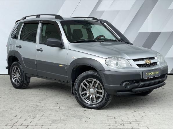 Chevrolet Niva I Рестайлинг с пробегом 2017 года, цена 688 000 рублей, 138390 км, внедорожник, Автокод Объявления