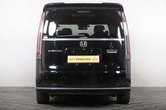 Honda Stepwgn VI с пробегом 2022 года, цена 3 249 000 рублей, 40000 км, минивэн, Автокод Объявления