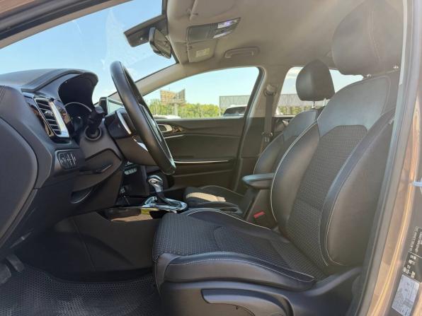 Kia Ceed III с пробегом 2019 года, цена 1 515 000 рублей, 109892 км, хэтчбек, Автокод Объявления
