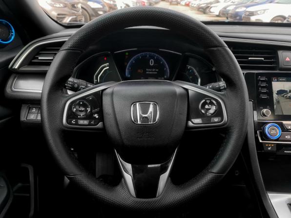 Honda Civic X с пробегом 2018 года, цена 1 849 000 рублей, 98823 км, хэтчбек, Автокод Объявления