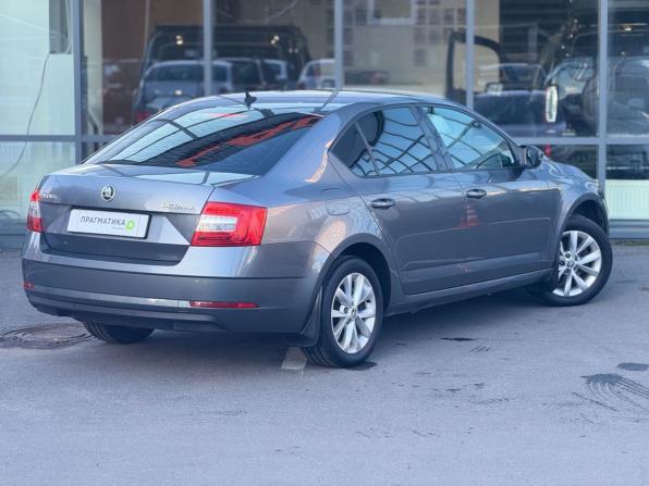 Skoda Octavia III (A7) Рестайлинг с пробегом 2017 года, цена 1 479 000 рублей, 168000 км, лифтбек, Автокод Объявления