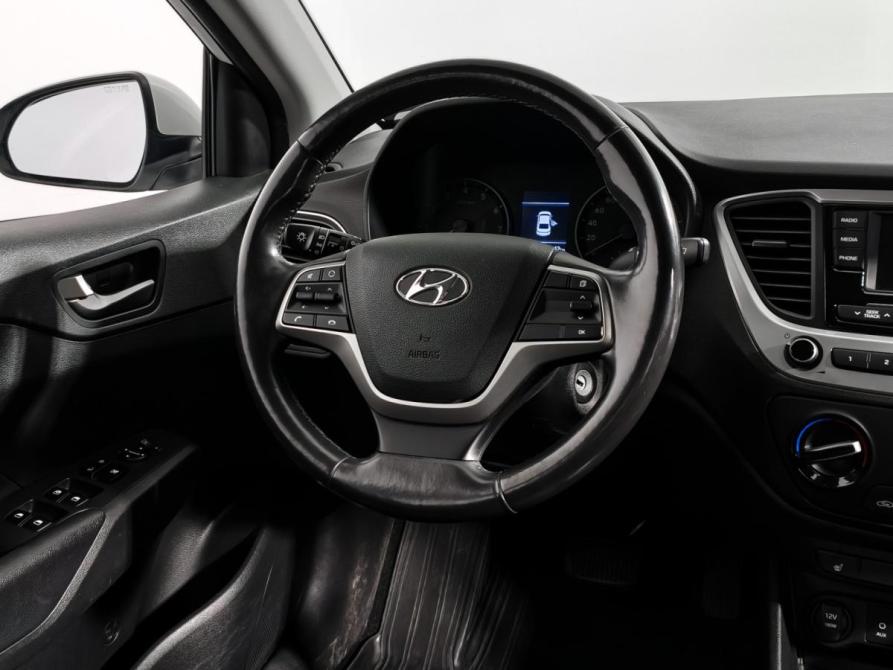 Hyundai Solaris II Санкт-Петербург  - изображение 15