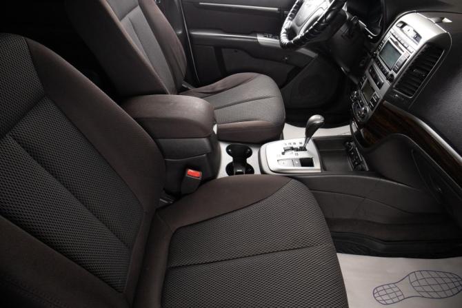 Hyundai Santa Fe II Рестайлинг с пробегом 2011 года, цена 1 379 000 рублей, 260000 км, внедорожник, Автокод Объявления