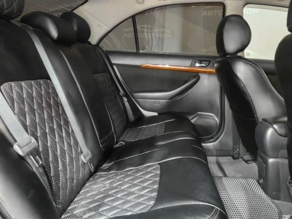 Toyota Avensis II Рестайлинг с пробегом 2007 года, цена 850 000 рублей, 257000 км, седан, Автокод Объявления