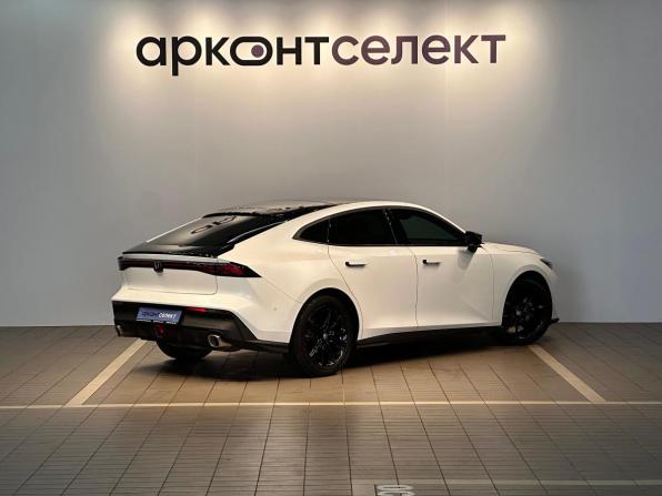 Changan UNI-V I с пробегом 2024 года, цена 2 390 000 рублей, 34010 км, лифтбек, Автокод Объявления