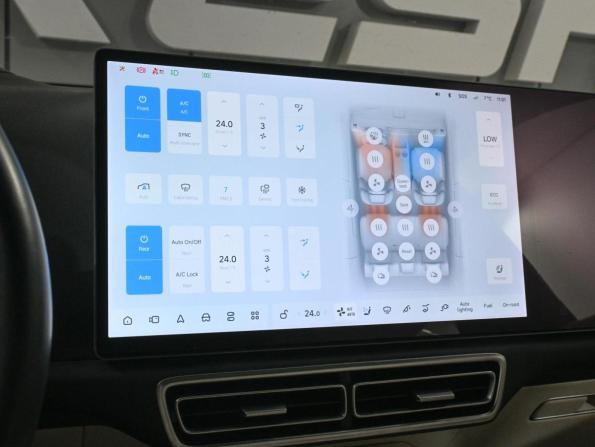 Li Auto (Lixiang) L7 I с пробегом 2023 года, цена 6 190 000 рублей, 44000 км, внедорожник, Автокод Объявления