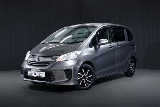 Honda Freed II с пробегом 2016 года, цена 1 249 000 рублей, 200000 км, компактвэн, Автокод Объявления