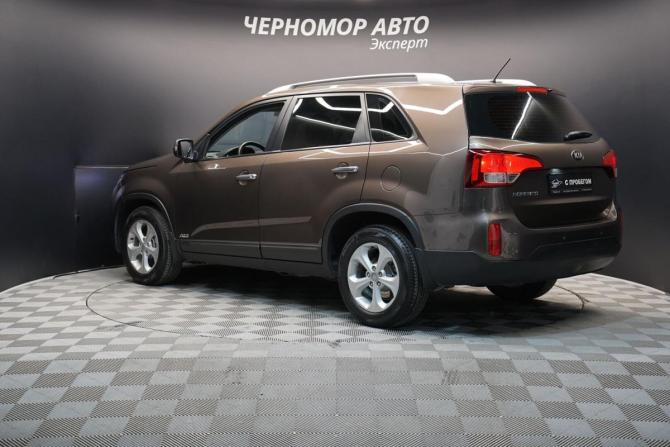 Kia Sorento II Рестайлинг с пробегом 2012 года, цена 1 250 000 рублей, 310974 км, внедорожник, Автокод Объявления