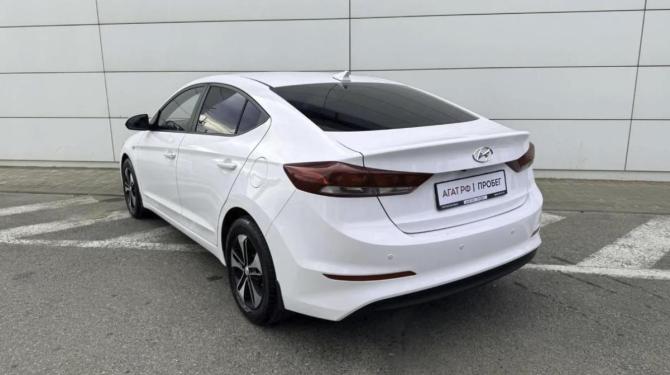 Hyundai Elantra VI (AD) Рестайлинг с пробегом 2018 года, цена 1 440 000 рублей, 148048 км, седан, Автокод Объявления