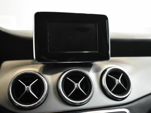 Mercedes-Benz CLA I (C117 X117) с пробегом 2014 года, цена 1 650 000 рублей, 111980 км, седан, Автокод Объявления