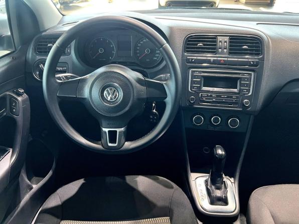 Volkswagen Polo V с пробегом 2012 года, цена 810 000 рублей, 234316 км, седан, Автокод Объявления