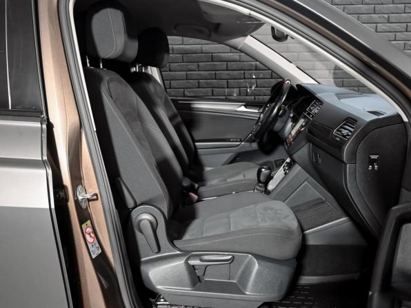 Volkswagen Tiguan II с пробегом 2017 года, цена 2 650 000 рублей, 210421 км, внедорожник, Автокод Объявления