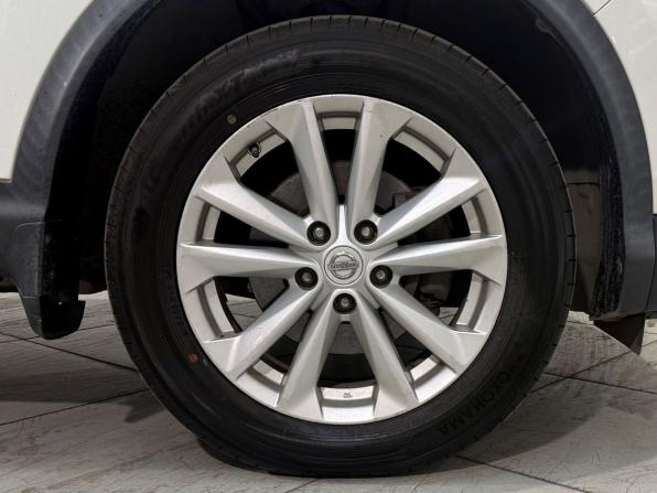 Nissan Qashqai II с пробегом 2016 года, цена 1 557 800 рублей, 64000 км, внедорожник, Автокод Объявления