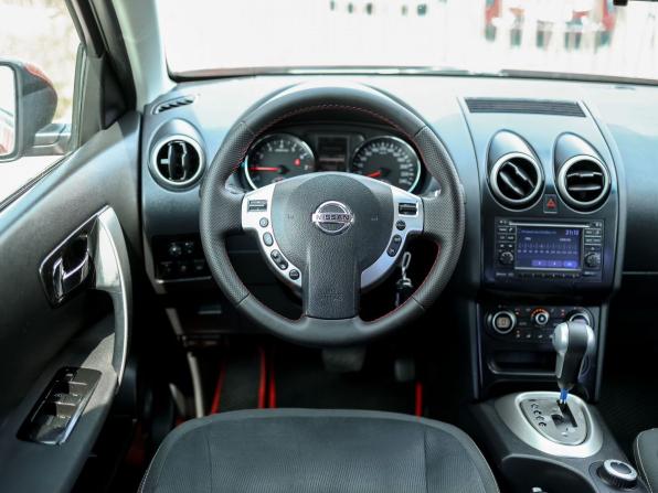 Nissan Qashqai I Рестайлинг с пробегом 2010 года, цена 949 000 рублей, 175263 км, внедорожник, Автокод Объявления