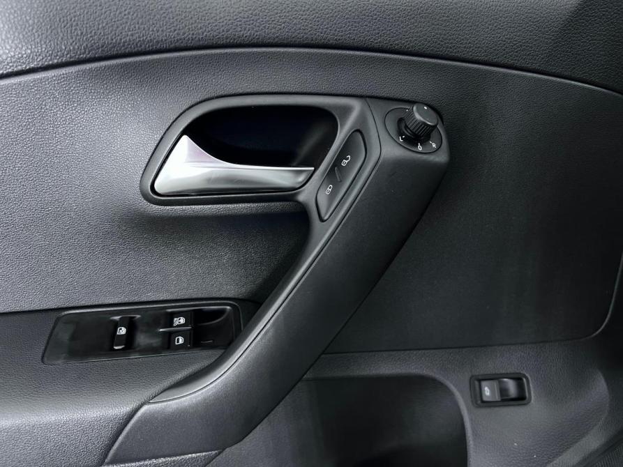 Volkswagen Polo V Рестайлинг Ростов-на-Дону  - изображение 14