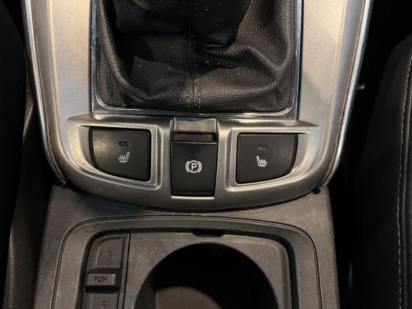 Chevrolet Captiva I Рестайлинг 2 с пробегом 2014 года, цена 1 360 000 рублей, 265705 км, внедорожник, Автокод Объявления