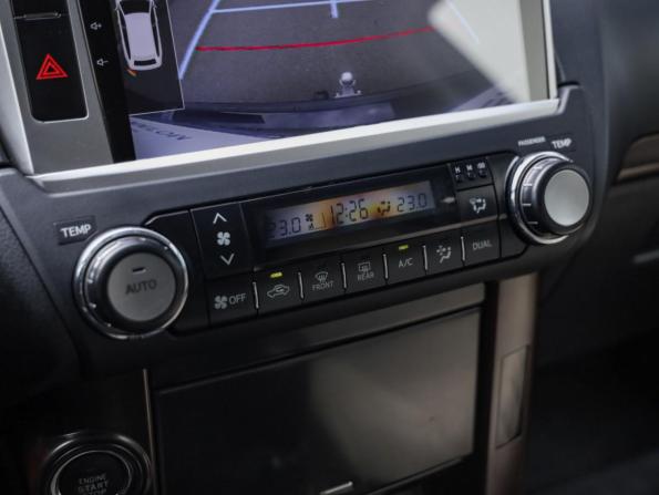 Toyota Land Cruiser Prado 150 Series Рестайлинг 1 с пробегом 2014 года, цена 3 399 000 рублей, 186949 км, внедорожник, Автокод Объявления