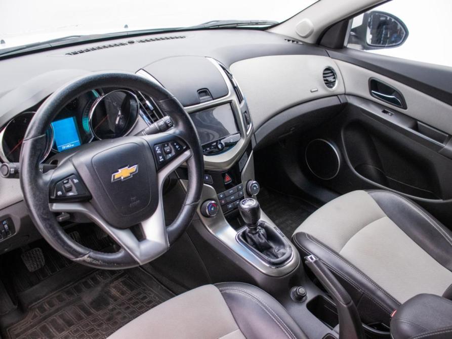 Chevrolet Cruze I Рестайлинг Москва  - изображение 9