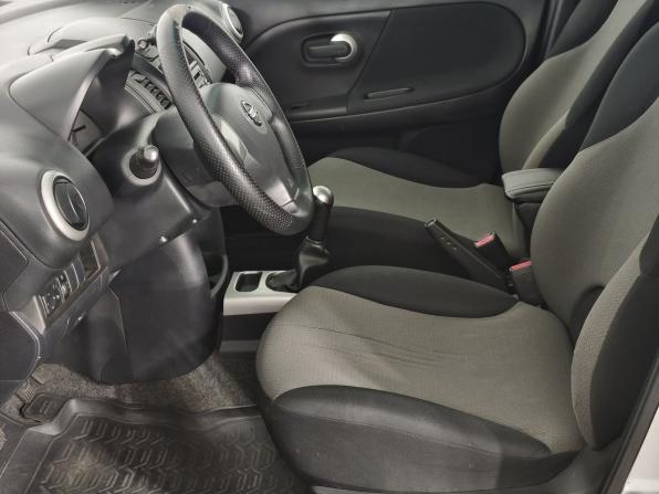Nissan Note I Рестайлинг с пробегом 2013 года, цена 675 000 рублей, 125936 км, хэтчбек, Автокод Объявления