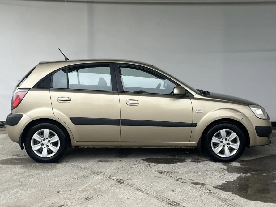 Kia Rio II Петрозаводск  - изображение 4