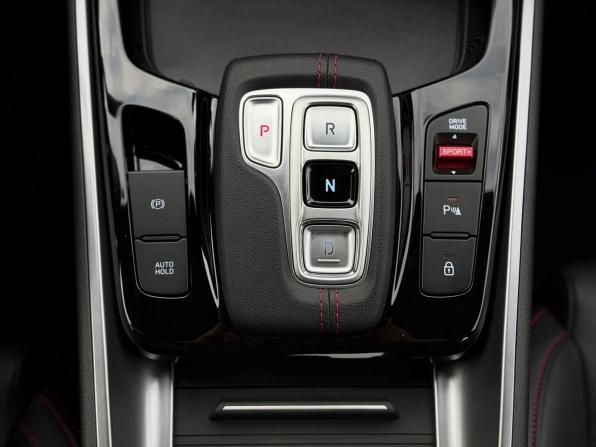 Hyundai Lafesta I Рестайлинг с пробегом 2025 года, цена 3 000 000 рублей, 30 км, седан, Автокод Объявления