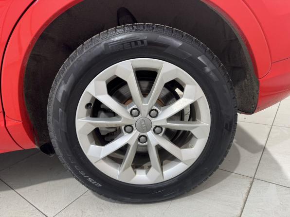 Audi Q3 I (8U) Рестайлинг с пробегом 2016 года, цена 2 199 800 рублей, 100000 км, внедорожник, Автокод Объявления