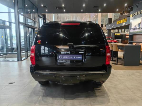 Chevrolet Tahoe III с пробегом 2011 года, цена 1 550 000 рублей, 331507 км, внедорожник, Автокод Объявления