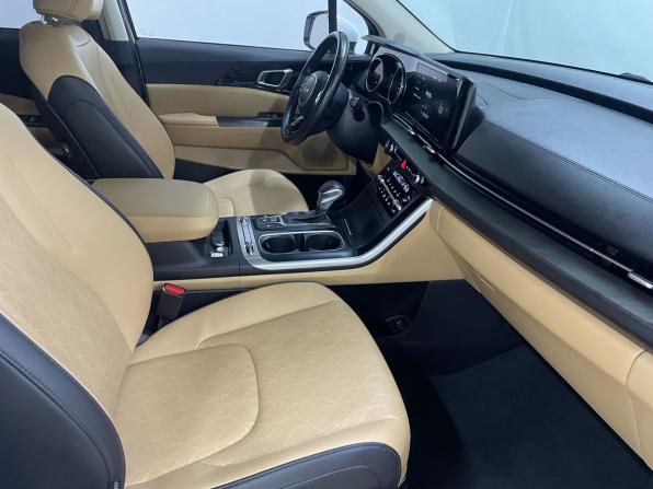 Kia Carnival IV с пробегом 2021 года, цена 3 950 000 рублей, 80791 км, минивэн, Автокод Объявления