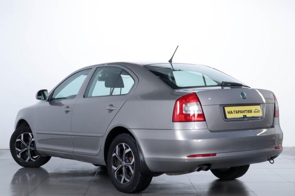 Skoda Octavia II (A5) Рестайлинг Челябинск  - изображение 5