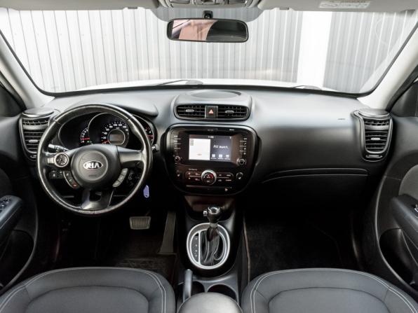 Kia Soul II Рестайлинг с пробегом 2017 года, цена 1 165 000 рублей, 179719 км, хэтчбек, Автокод Объявления