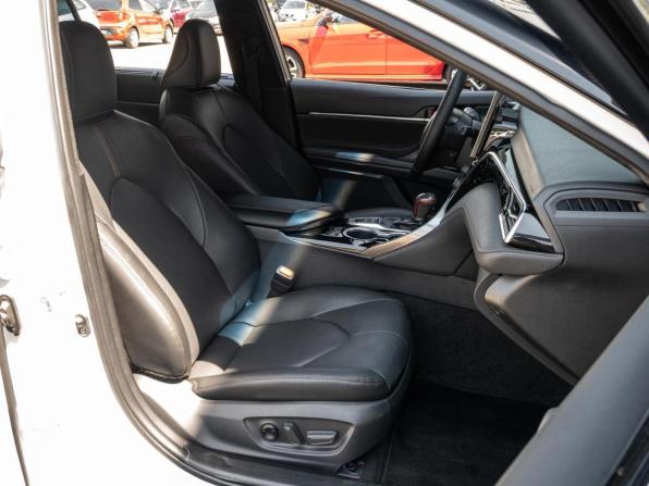Toyota Camry VIII (XV70) с пробегом 2020 года, цена 2 835 000 рублей, 122101 км, седан, Автокод Объявления