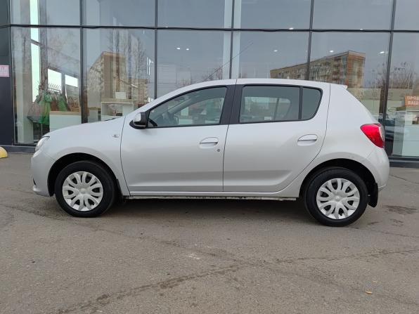 Renault Sandero II с пробегом 2017 года, цена 859 000 рублей, 56041 км, хэтчбек, Автокод Объявления