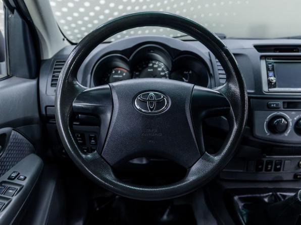 Toyota Hilux VII Рестайлинг с пробегом 2012 года, цена 1 424 000 рублей, 251739 км, offers.body_type.unknown, Автокод Объявления