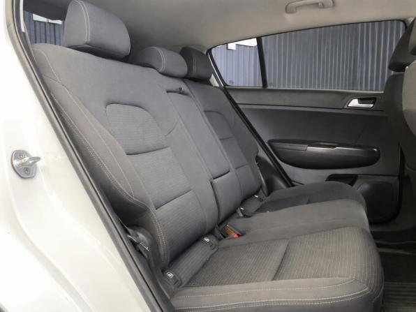 Kia Sportage IV Рестайлинг с пробегом 2018 года, цена 2 087 000 рублей, 150189 км, внедорожник, Автокод Объявления