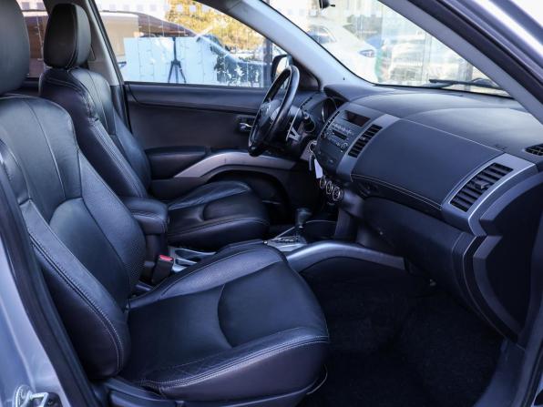 Citroen C-Crosser с пробегом 2010 года, цена 898 000 рублей, 296300 км, внедорожник, Автокод Объявления