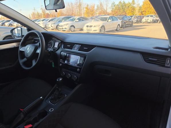 Skoda Octavia III (A7) Рестайлинг с пробегом 2019 года, цена 1 207 000 рублей, 150348 км, лифтбек, Автокод Объявления
