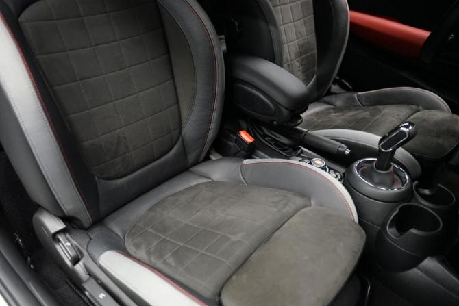 Mini Cabrio III Рестайлинг с пробегом 2020 года, цена 3 292 000 рублей, 56000 км, кабриолет, Автокод Объявления