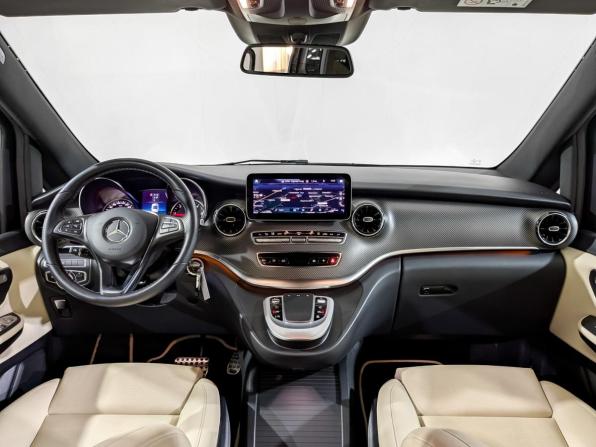 Mercedes-Benz V-Класс III (W447) Рестайлинг с пробегом 2023 года, цена 9 200 000 рублей, 72885 км, минивэн, Автокод Объявления