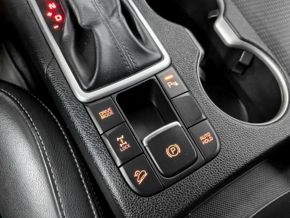 Kia Sportage IV с пробегом 2016 года, цена 2 350 000 рублей, 76376 км, внедорожник, Автокод Объявления