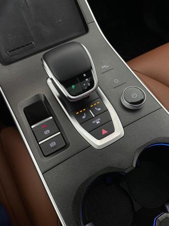 Omoda C5 I с пробегом 2024 года, цена 1 719 000 рублей, 77358 км, внедорожник, Автокод Объявления