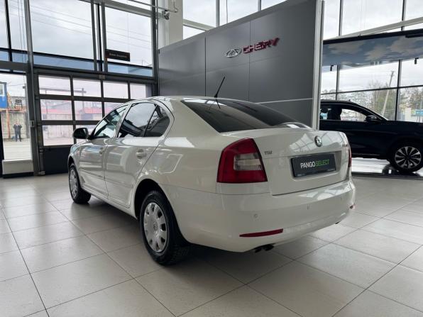 Skoda Octavia II (A5) Рестайлинг с пробегом 2011 года, цена 849 000 рублей, 297494 км, лифтбек, Автокод Объявления