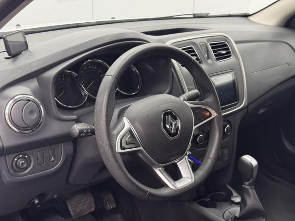 Renault Logan II Рестайлинг с пробегом 2022 года, цена 1 250 000 рублей, 57333 км, седан, Автокод Объявления