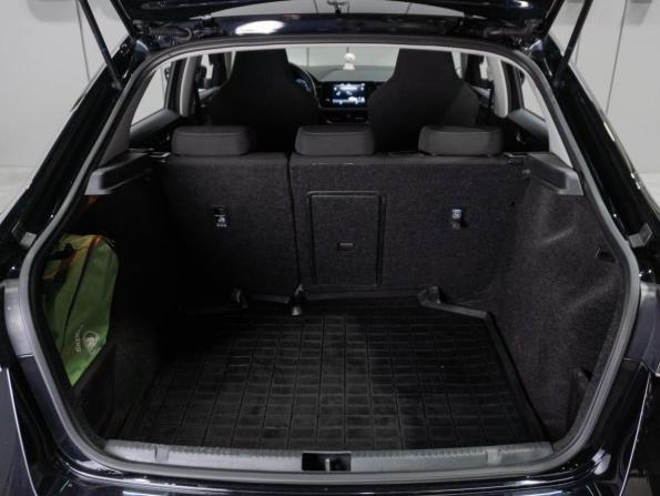 Skoda Rapid II с пробегом 2021 года, цена 1 720 000 рублей, 41652 км, лифтбек, Автокод Объявления