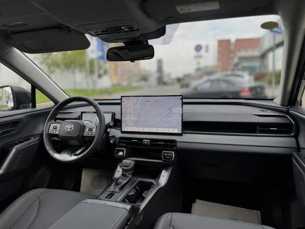 Новый Toyota RAV4 VI (XA60) 2026 года, цена 4 700 000 рублей, внедорожник, Автокод Объявления
