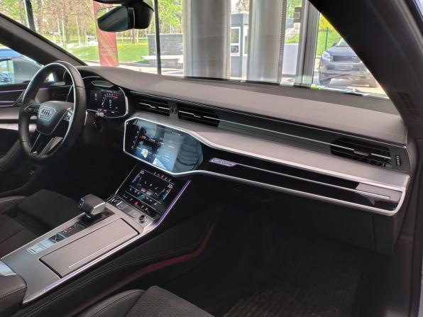 Audi A7 II (4K) с пробегом 2021 года, цена 5 700 000 рублей, 65612 км, лифтбек, Автокод Объявления