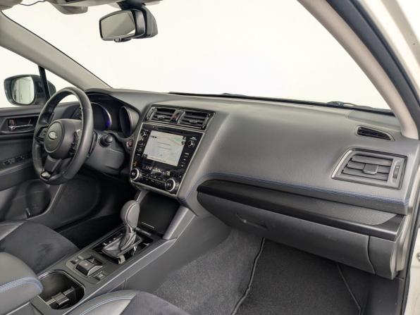 Subaru Legacy VI Рестайлинг с пробегом 2020 года, цена 2 990 000 рублей, 55971 км, седан, Автокод Объявления