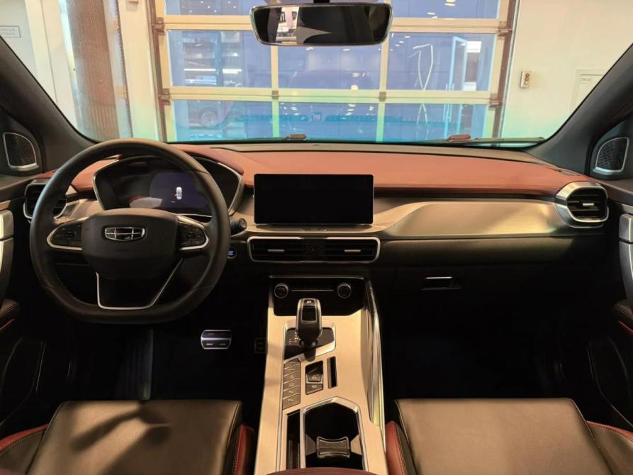 Geely Coolray I Подольск  - изображение 17