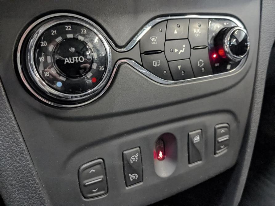 Renault Sandero II Санкт-Петербург  - изображение 21